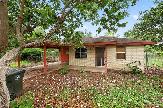 1104 S Chelo Drive, La Feria, TX 78559