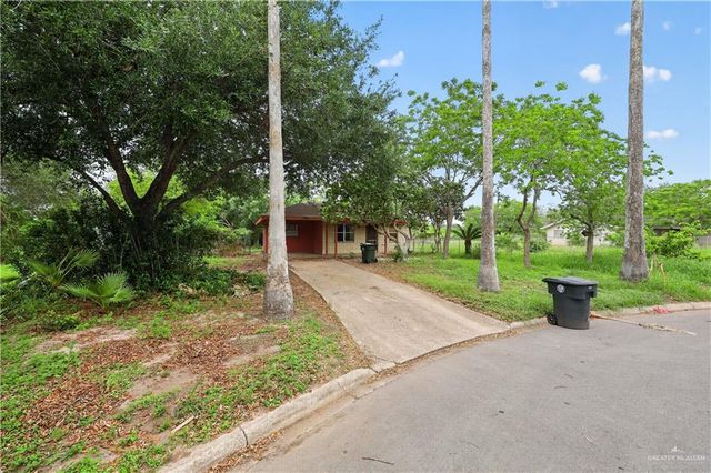 1104 S Chelo Drive, La Feria, TX 78559