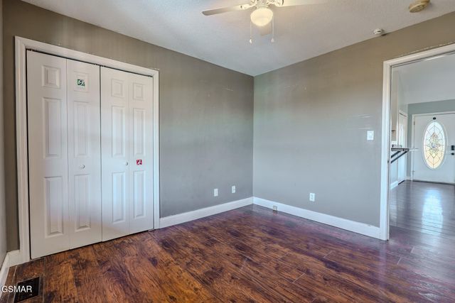 768 Harvest Meadows Drive, Kodak, TN 37764