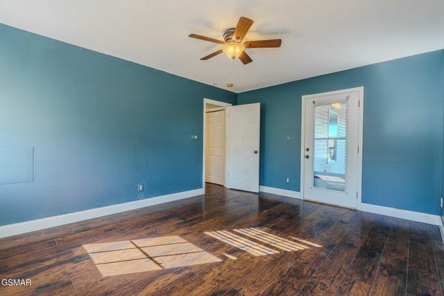 768 Harvest Meadows Drive, Kodak, TN 37764