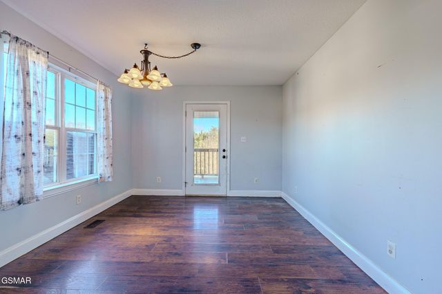 768 Harvest Meadows Drive, Kodak, TN 37764