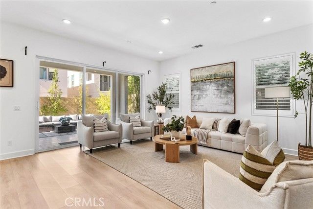 105 Shear, Irvine, CA 92618