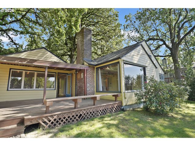 5741 Sw PASADENA Dr, Portland, OR 97219