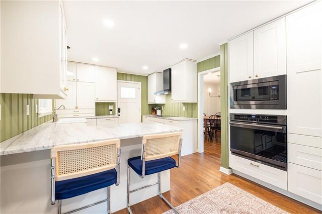 330 Brook Drive, Atlanta, GA 30328