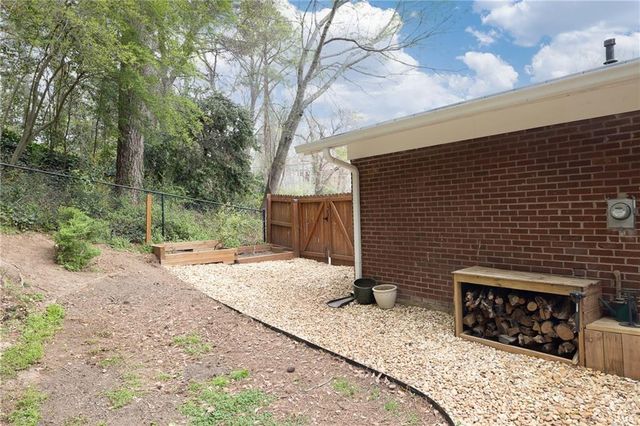 330 Brook Drive, Atlanta, GA 30328