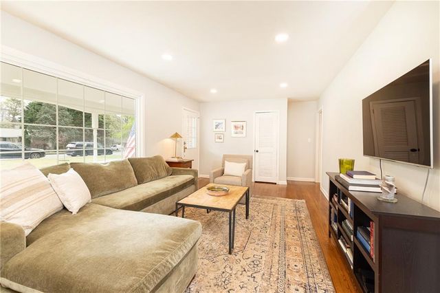 330 Brook Drive, Atlanta, GA 30328