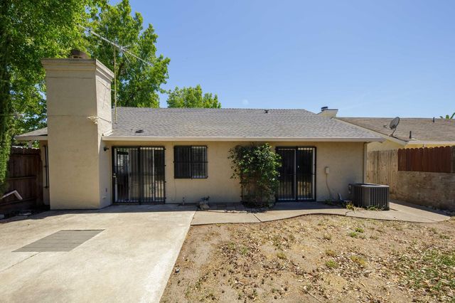 2109 Alta Sierra St, Stockton, CA 95206