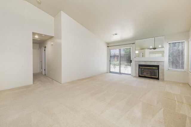 2109 Alta Sierra St, Stockton, CA 95206