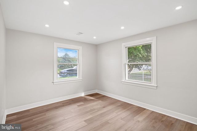 1381 DEUTZ AVE, Hamilton, NJ 08611