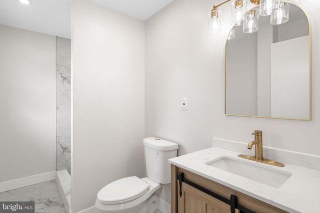 1381 DEUTZ AVE, Hamilton, NJ 08611
