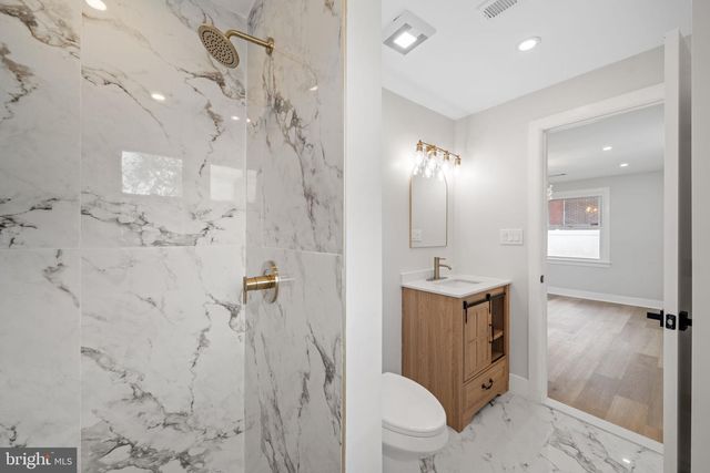 1381 DEUTZ AVE, Hamilton, NJ 08611