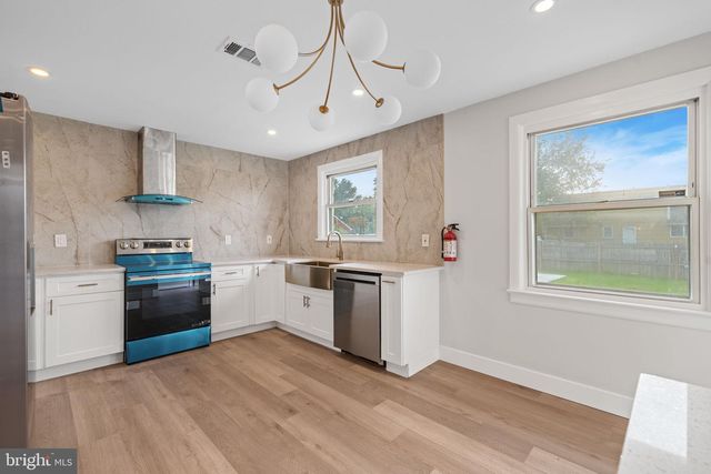 1381 DEUTZ AVE, Hamilton, NJ 08611