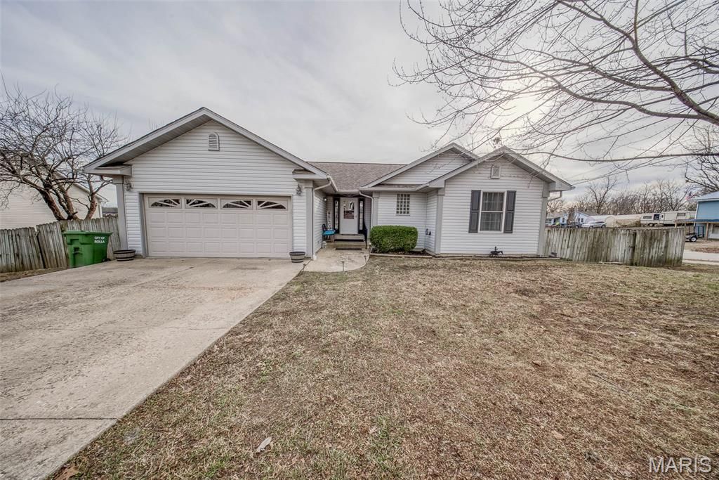 200 Brady Drive, Rolla, MO 65401