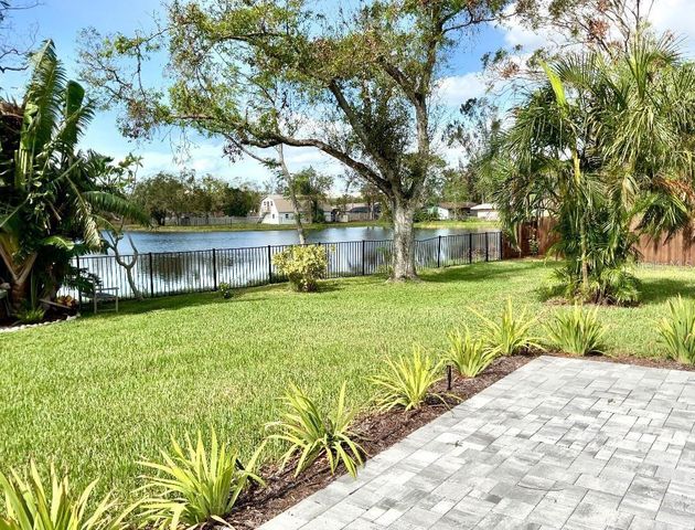 4230 SHADY OAKS COURT, Sarasota, FL 34233