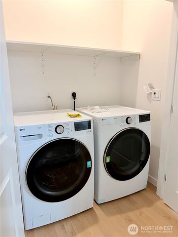 9745 4th Avenue W, Everett, WA 98204