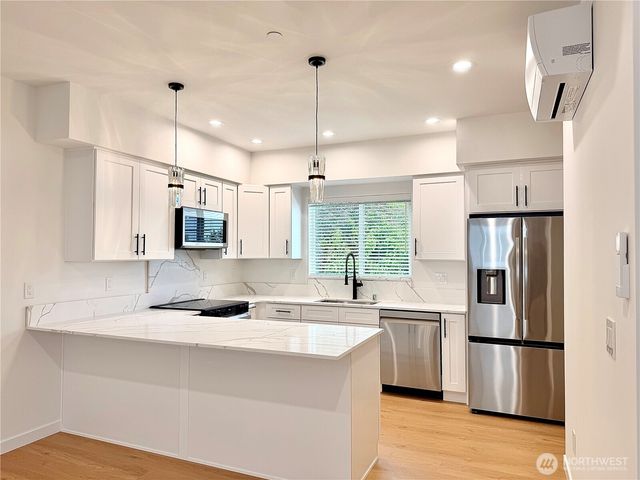 9745 4th Avenue W, Everett, WA 98204