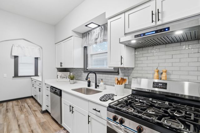 7331 Jackson Avenue, Hammond, IN 46324