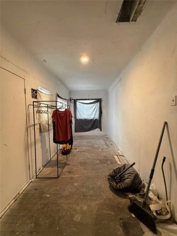 222 E Street, Fresno, CA 93706