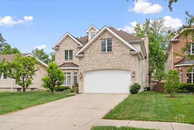 114 E 56th Street, Westmont, IL 60559