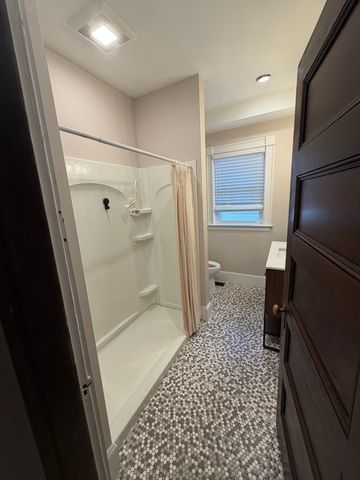 445 Washington Street 2, Newton, MA 02458