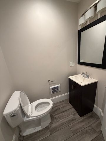 445 Washington Street 2, Newton, MA 02458