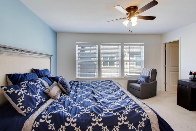 1174 Evergreen Avenue, Des Plaines, IL 60016