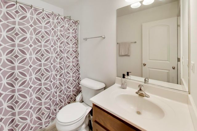 1174 Evergreen Avenue, Des Plaines, IL 60016