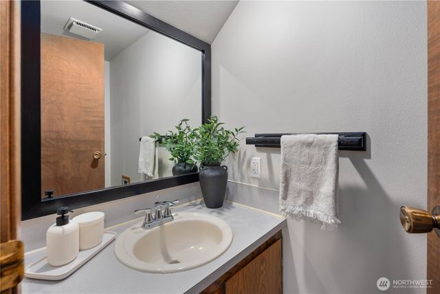 619 S 31st Street, Renton, WA 98055