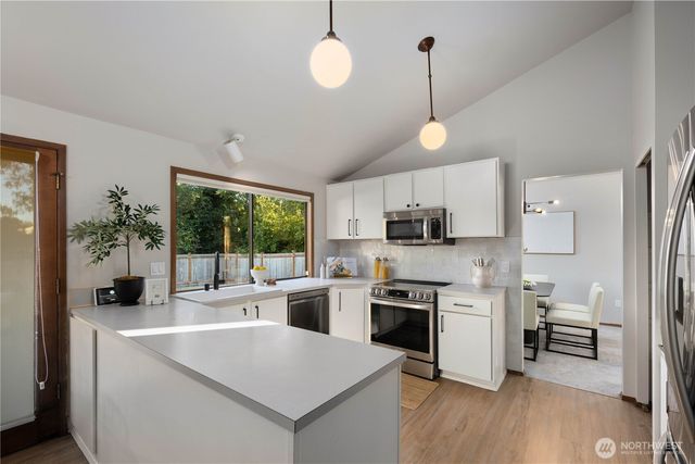 619 S 31st Street, Renton, WA 98055