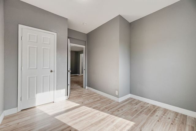 815 N Travis Street, Sherman, TX 75090