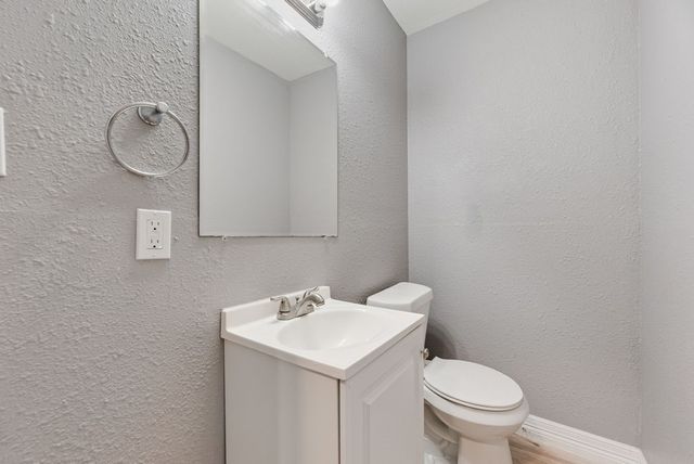 815 N Travis Street, Sherman, TX 75090