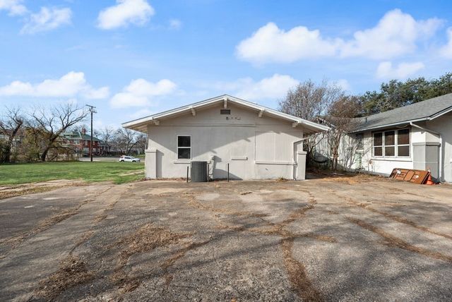 815 N Travis Street, Sherman, TX 75090