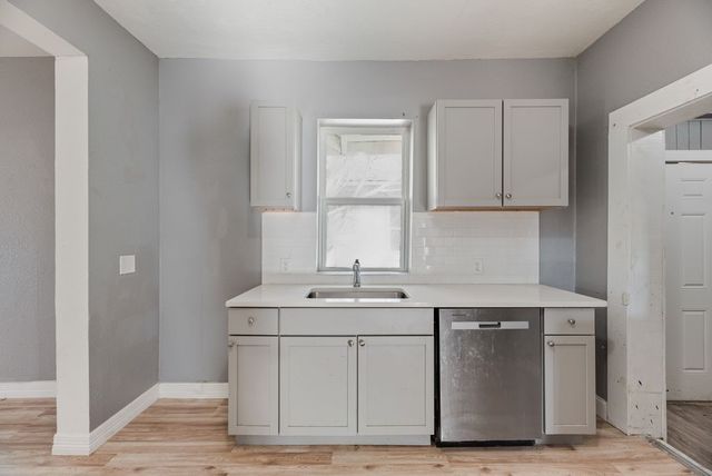 815 N Travis Street, Sherman, TX 75090