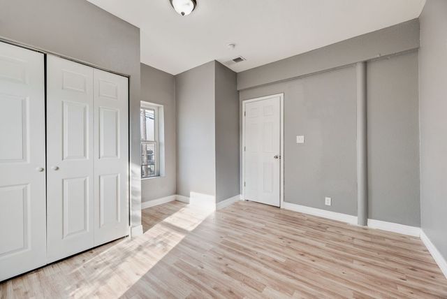 815 N Travis Street, Sherman, TX 75090