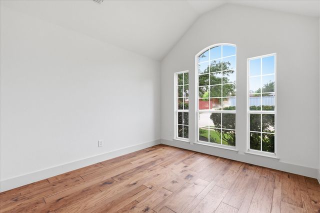 1760 Blackstone Drive, Carrollton, TX 75007