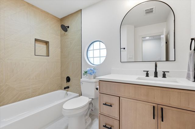 1760 Blackstone Drive, Carrollton, TX 75007