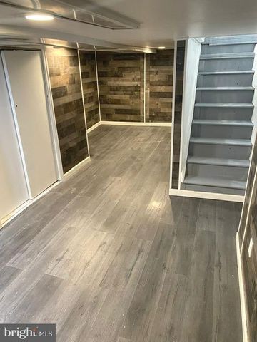 355 TREE ST, Philadelphia, PA 19148