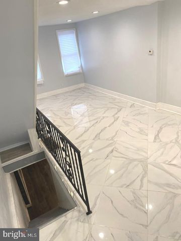 355 TREE ST, Philadelphia, PA 19148