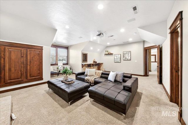 5627 N Morpheus Place, Meridian, ID 83646