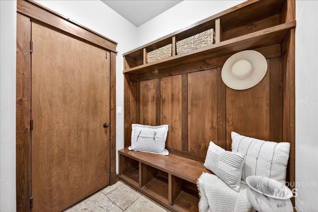 5627 N Morpheus Place, Meridian, ID 83646