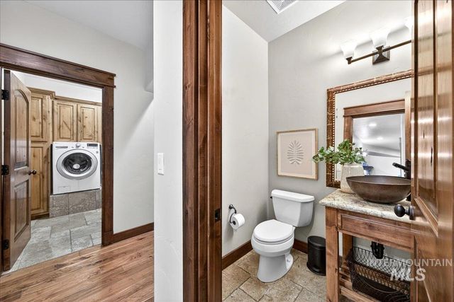 5627 N Morpheus Place, Meridian, ID 83646