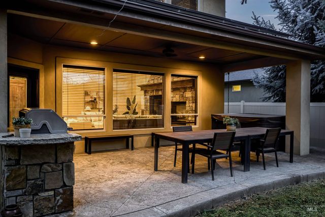 5627 N Morpheus Place, Meridian, ID 83646