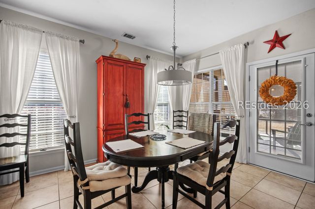 1 Abbotsbury Pl, Bluffton, SC 29910