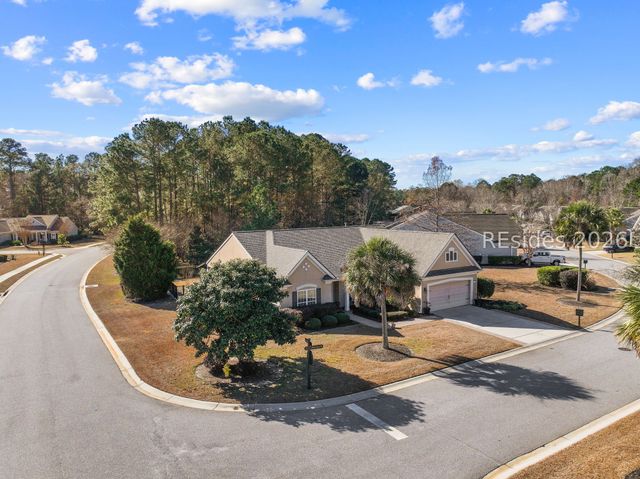 1 Abbotsbury Pl, Bluffton, SC 29910