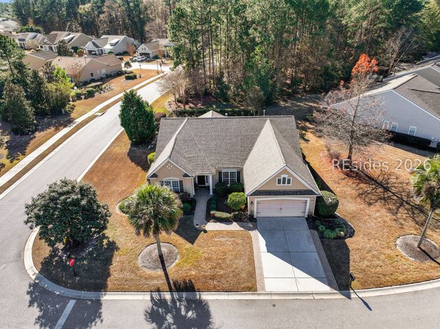 1 Abbotsbury Pl, Bluffton, SC 29910