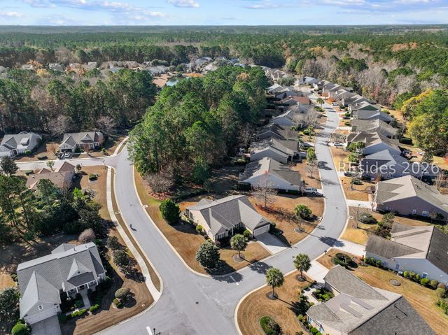 1 Abbotsbury Pl, Bluffton, SC 29910