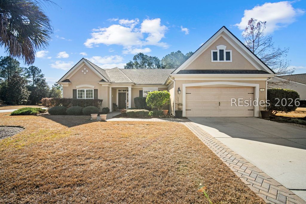 1 Abbotsbury Pl, Bluffton, SC 29910