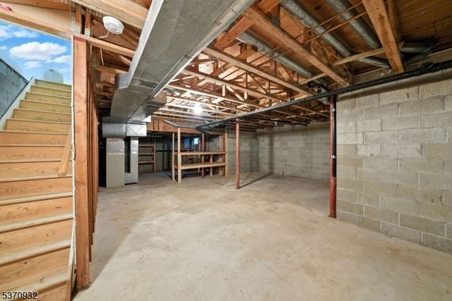 99 Sleepy Holw, Sparta Twp., NJ 07871