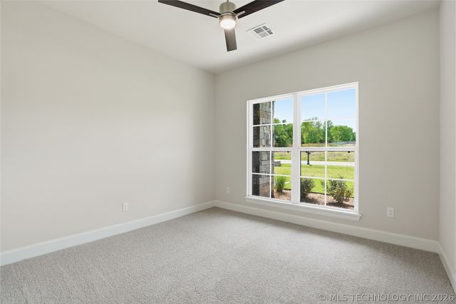 1305 Falls Drive, Sapulpa, OK 74066