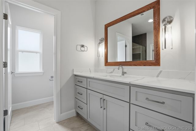 1305 Falls Drive, Sapulpa, OK 74066